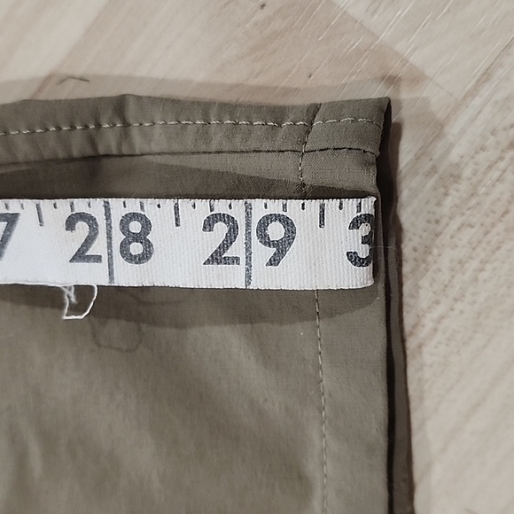 Men's Patagonia pants like new - Picture 13 of 13